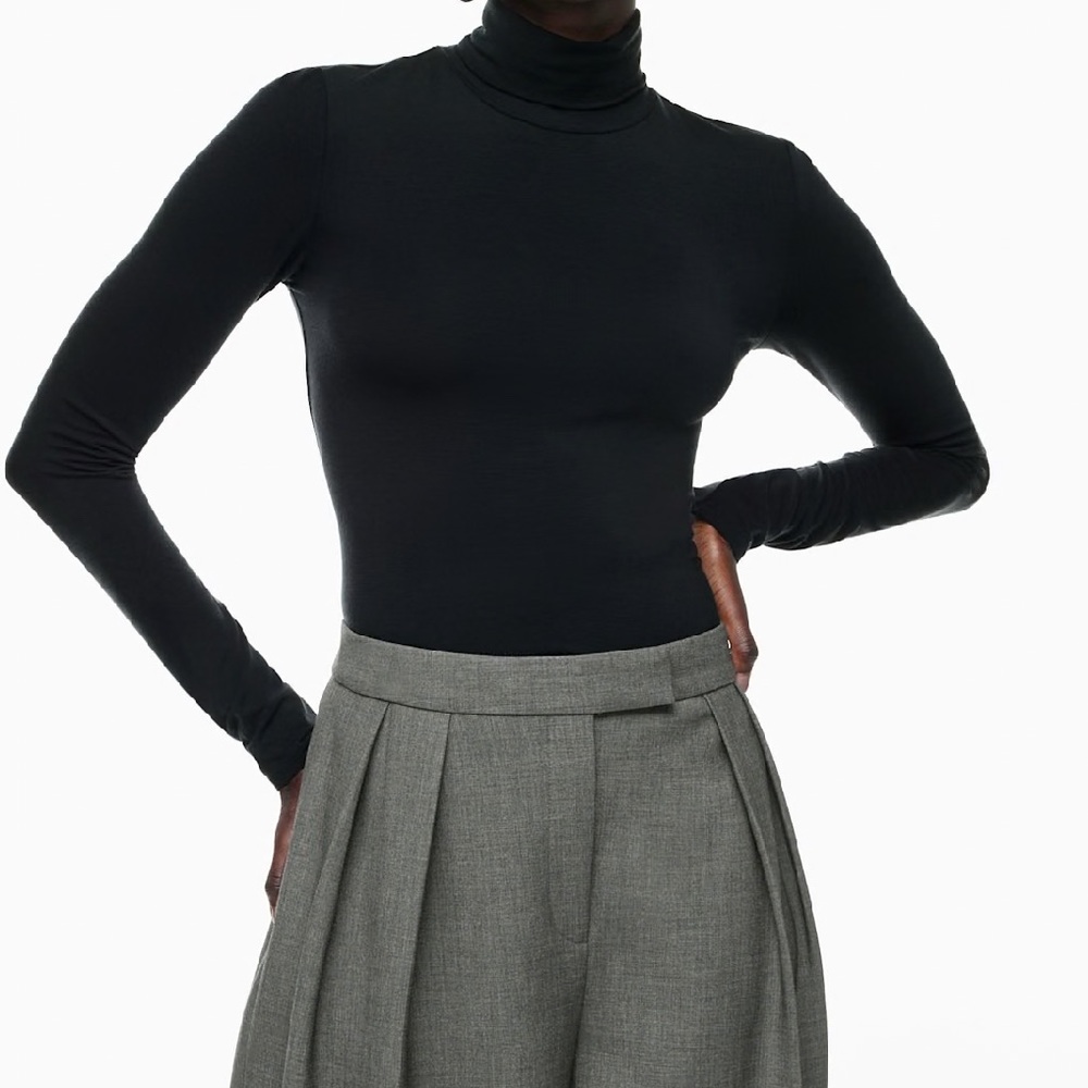 NWT Aritzia Babaton Everyday Turtleneck Hip Longsleeve in Black Size 2XS